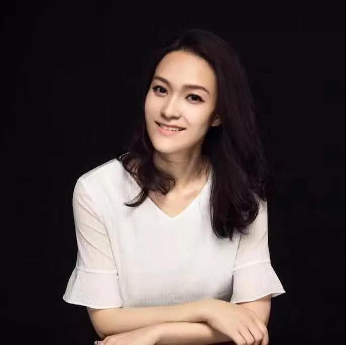 红袖添香,芳华成长——校友王珺